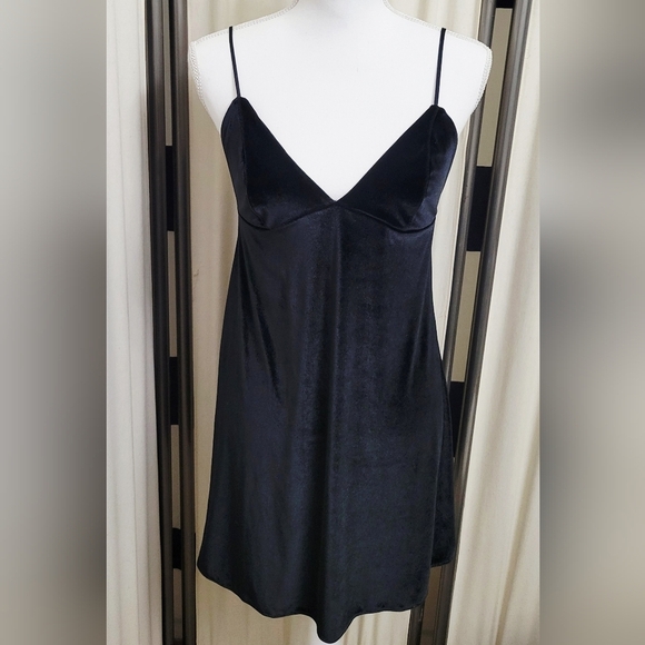 Victoria's Secret Other - Victoria's Secret Black Velour Chemise Slip Dress | Size Medium